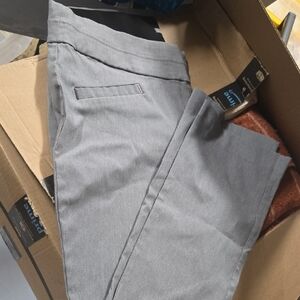 Maurices Light Gray Dress Pants Nwot 20w Reg